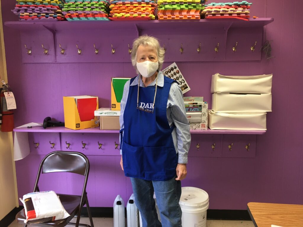 Chapter member volunteering at a local school